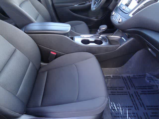 Thumbnail: 2024 Chevrolet Malibu - 13