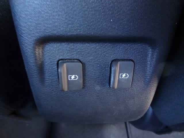 Thumbnail: 2023 Nissan Kicks - 10