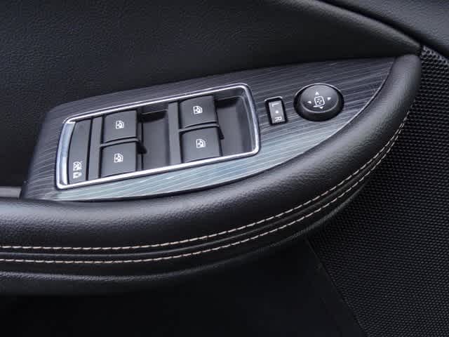 Thumbnail: 2016 Chevrolet Impala - 13