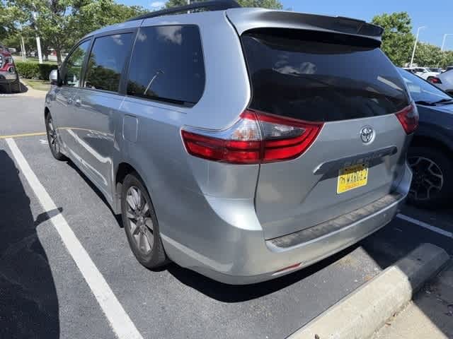 Thumbnail: 2020 Toyota Sienna - 6
