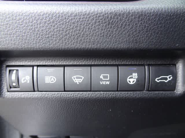 Thumbnail: 2021 Toyota RAV4 - 19