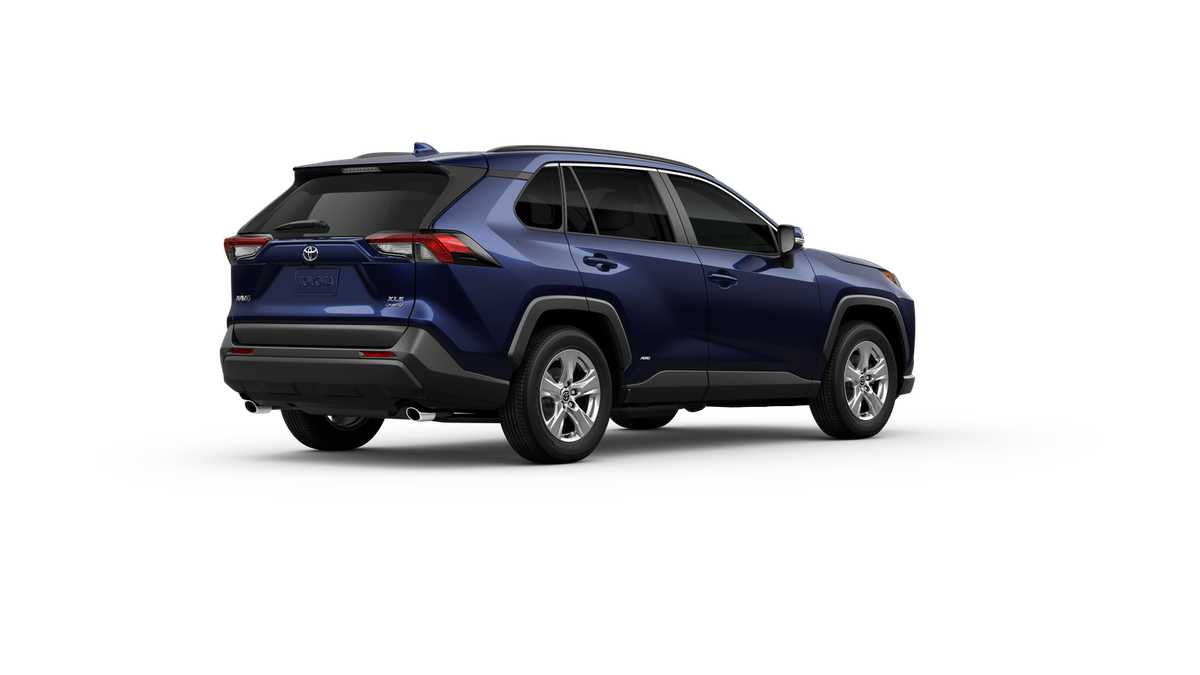 2025 Toyota RAV4 XLE 9