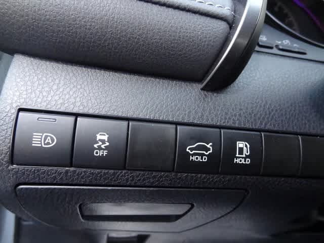 Thumbnail: 2024 Toyota Camry - 10