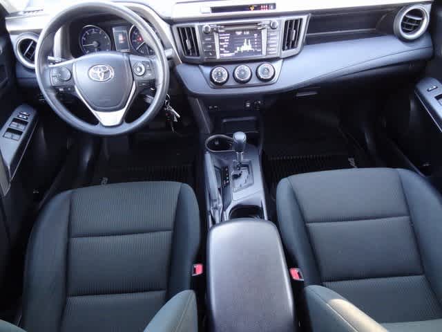 Thumbnail: 2018 Toyota RAV4 - 10