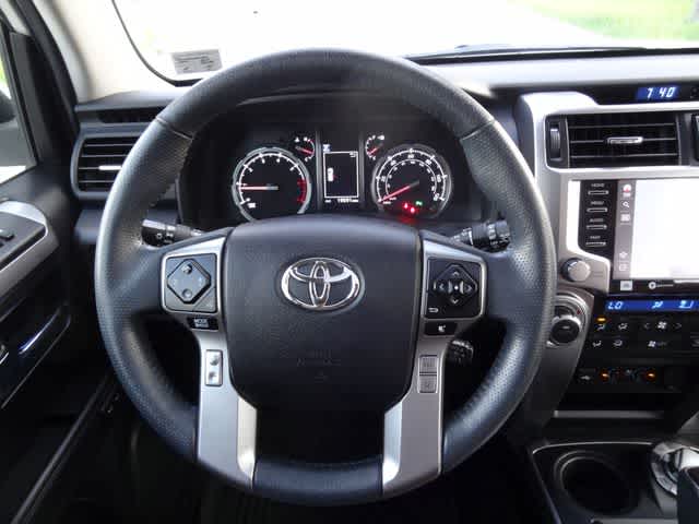 Thumbnail: 2022 Toyota 4Runner - 12