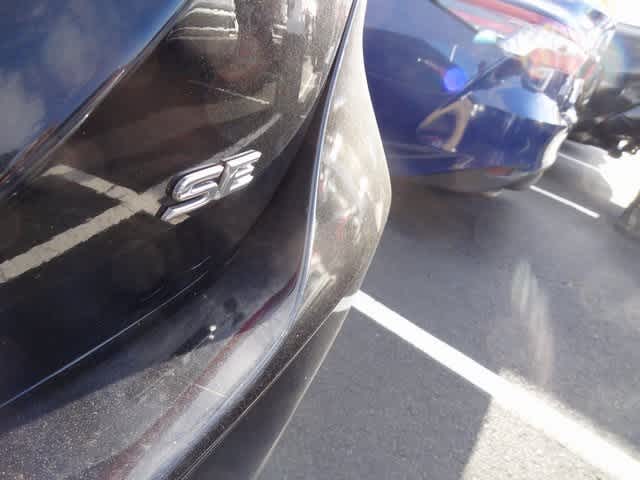 Thumbnail: 2020 Toyota Camry - 10