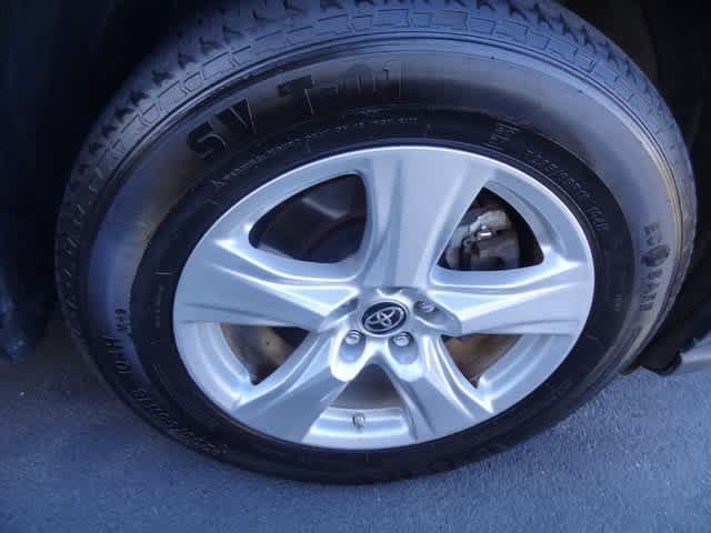 Thumbnail: 2023 Toyota Highlander - 14