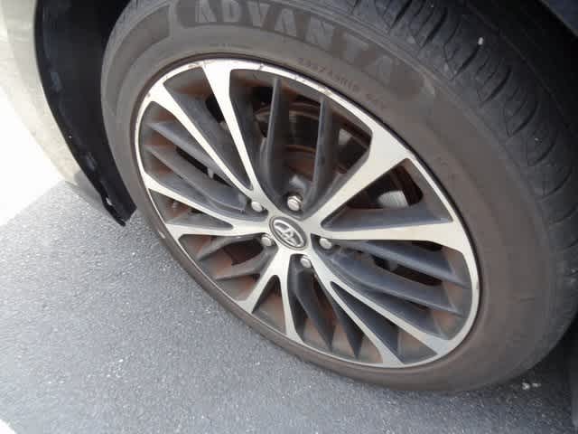 Thumbnail: 2020 Toyota Camry - 11