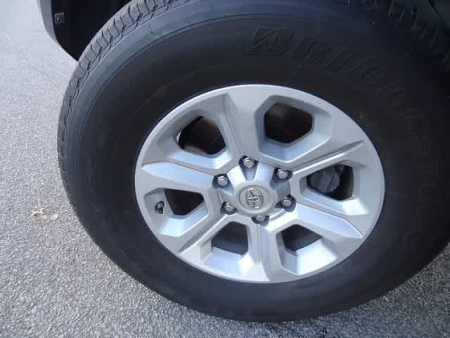 Thumbnail: 2019 Toyota 4Runner - 36