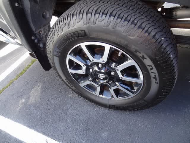 Thumbnail: 2015 Toyota Tundra - 14