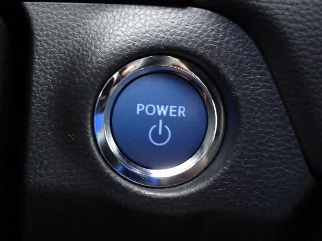Thumbnail: 2022 Toyota RAV4 - 23