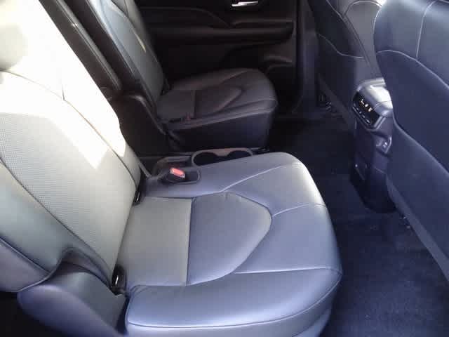 Thumbnail: 2024 Toyota Grand Highlander - 13