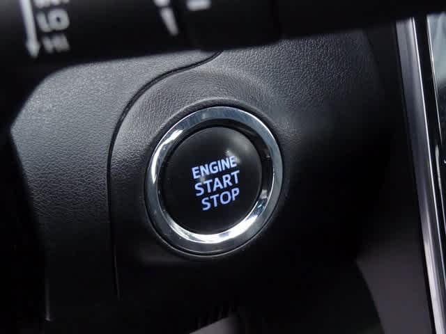 Thumbnail: 2022 Toyota Avalon - 13