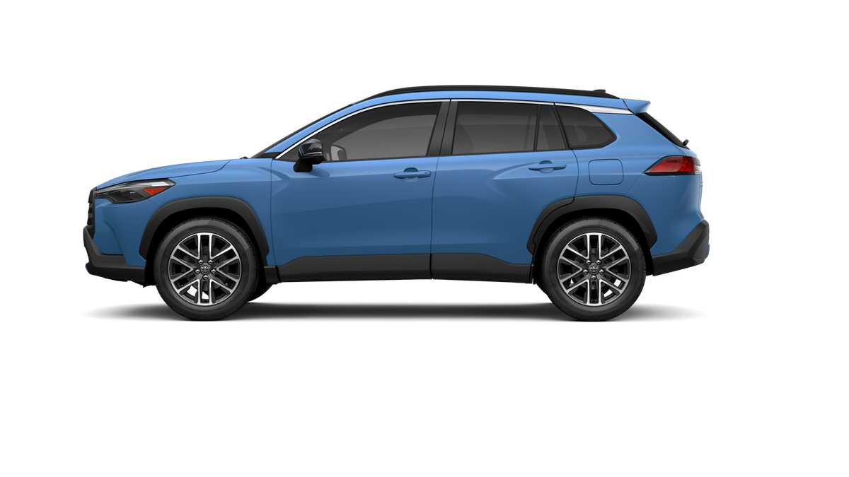 Thumbnail: 2026 Toyota Corolla Cross - 4
