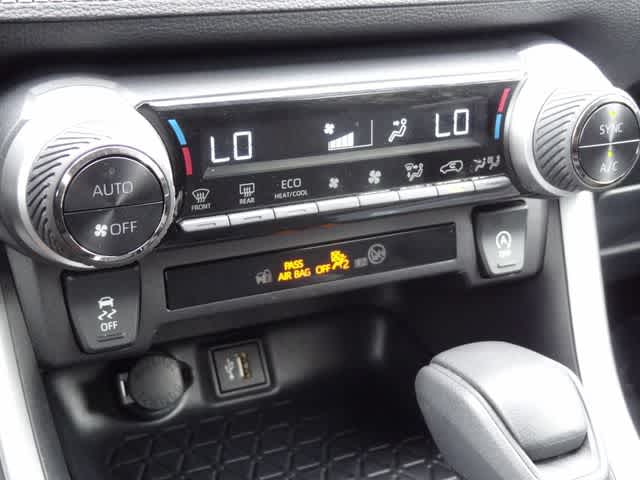 Thumbnail: 2025 Toyota RAV4 - 27