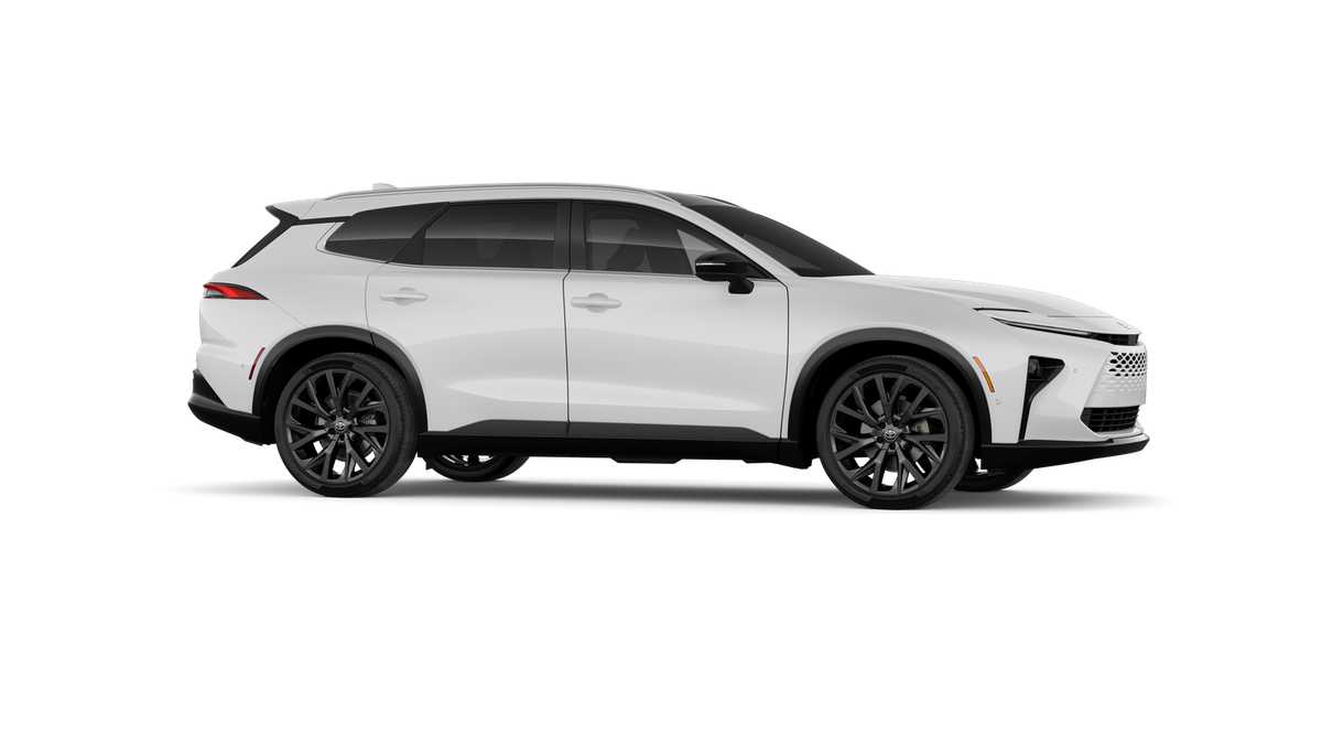 Thumbnail: 2026 Toyota Crown Signia - 11