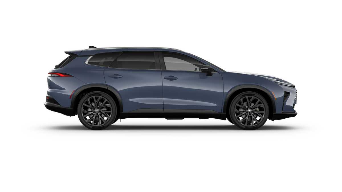 Thumbnail: 2025 Toyota Crown Signia - 12