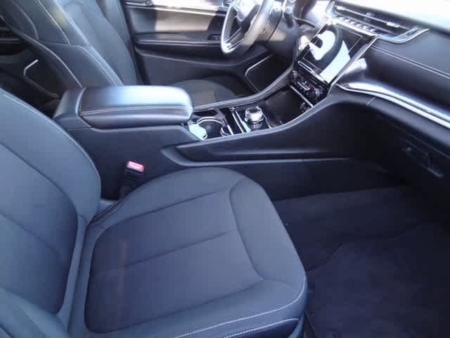 Thumbnail: 2021 Jeep Grand Cherokee L - 24