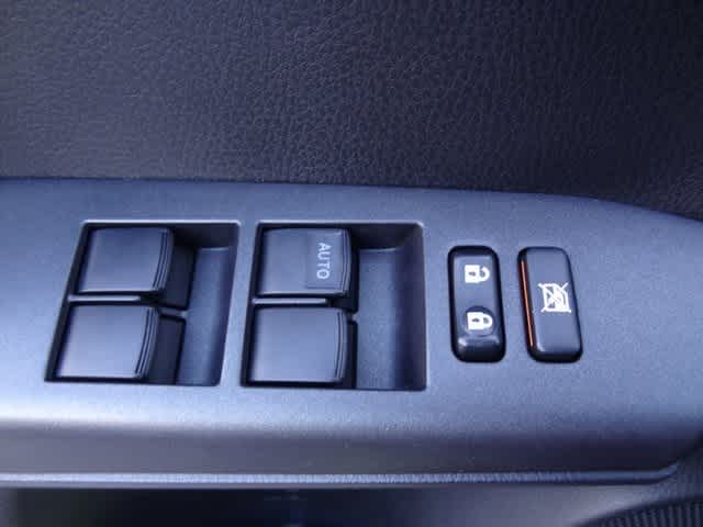 Thumbnail: 2018 Toyota RAV4 - 13