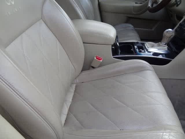 Thumbnail: 2009 INFINITI FX35 - 24