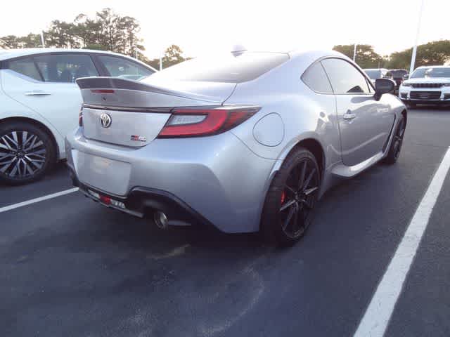 Thumbnail: 2025 Toyota GR86 - 6