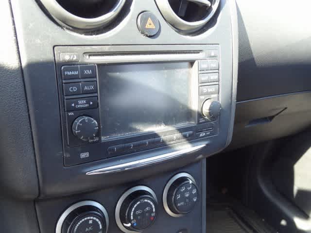Thumbnail: 2012 Nissan Rogue - 10