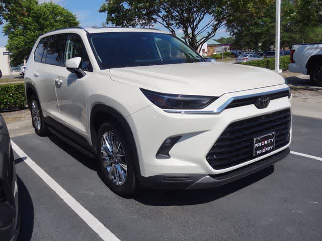 Thumbnail: 2024 Toyota Grand Highlander - 3