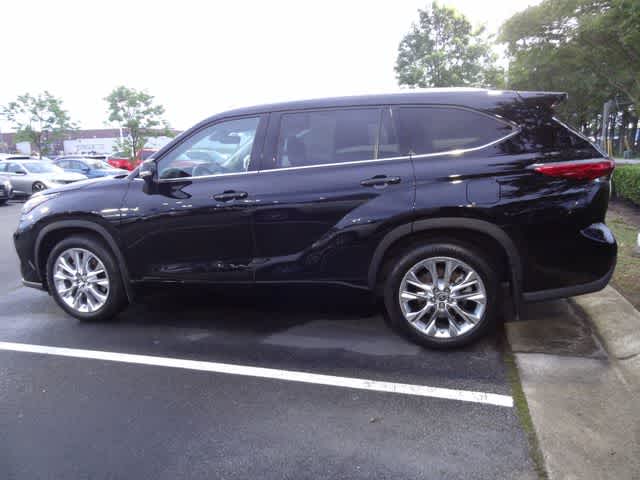Thumbnail: 2021 Toyota Highlander - 6