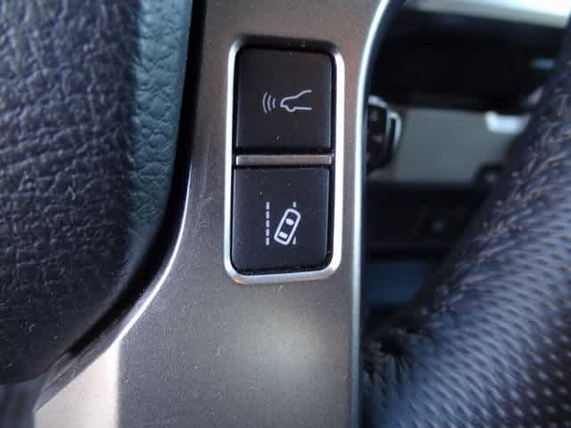 Thumbnail: 2023 Toyota Tacoma - 18