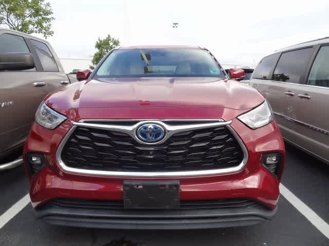 Thumbnail: 2021 Toyota Highlander - 2