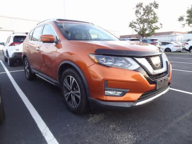 Thumbnail: 2017 Nissan Rogue - 3