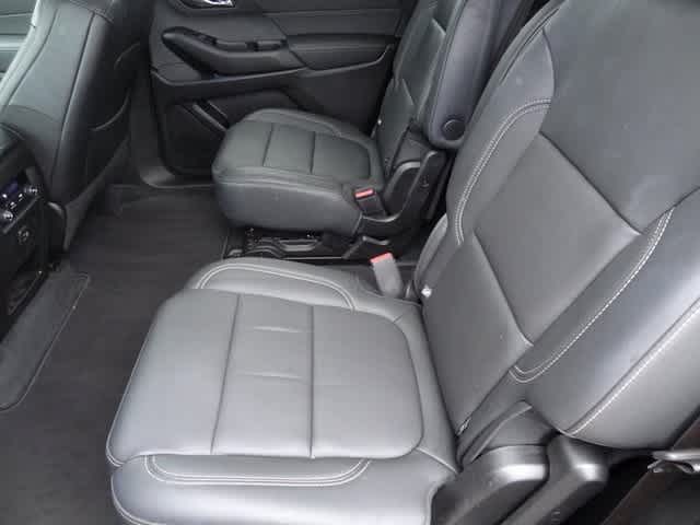 Thumbnail: 2023 Chevrolet Traverse - 8