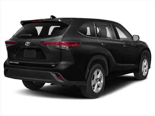 Thumbnail: 2022 Toyota Highlander - 2
