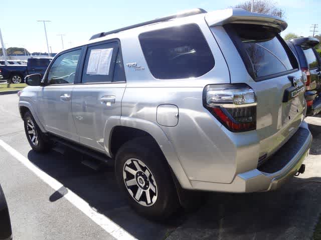 Thumbnail: 2022 Toyota 4Runner - 9