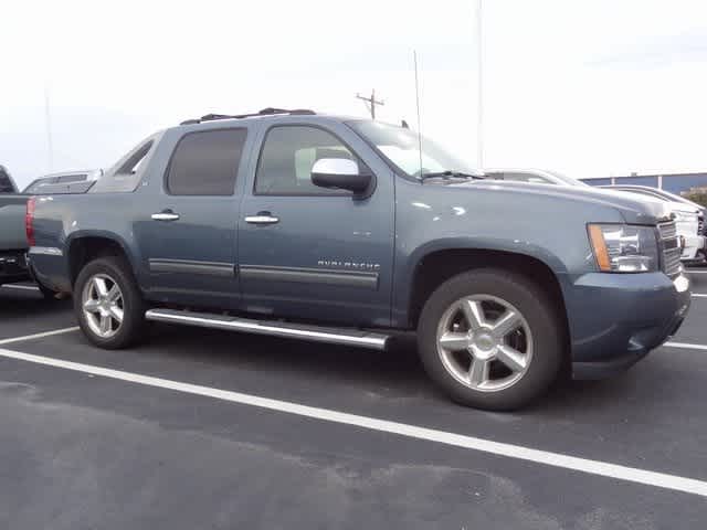Thumbnail: 2012 Chevrolet Avalanche 1500 - 5