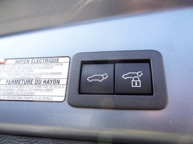 Thumbnail: 2024 Toyota Corolla Cross - 24