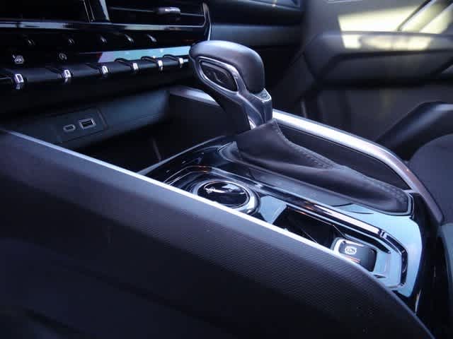 Thumbnail: 2024 Chevrolet Colorado - 10