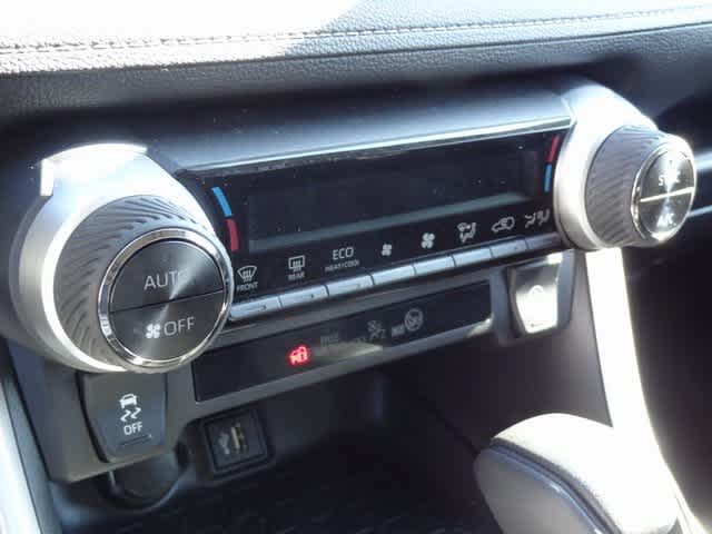 Thumbnail: 2025 Toyota RAV4 - 19