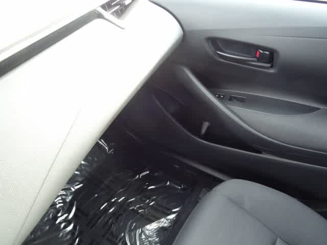 Thumbnail: 2023 Toyota Corolla - 17