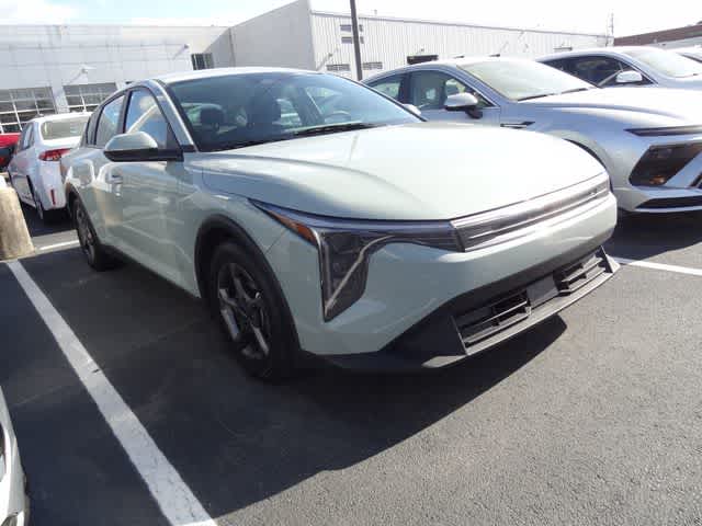Thumbnail: 2025 Kia K4 - 3
