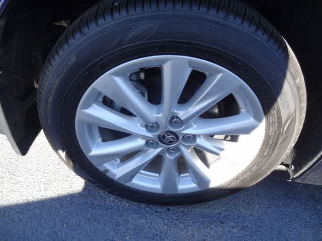 Thumbnail: 2024 Toyota Corolla - 12