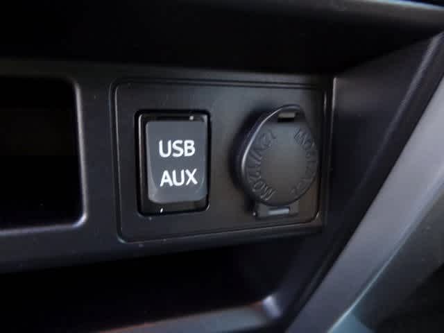 Thumbnail: 2019 Toyota 4Runner - 34