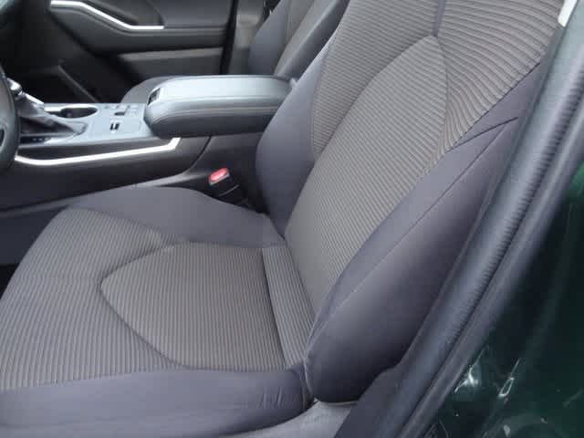 Thumbnail: 2023 Toyota Highlander - 7