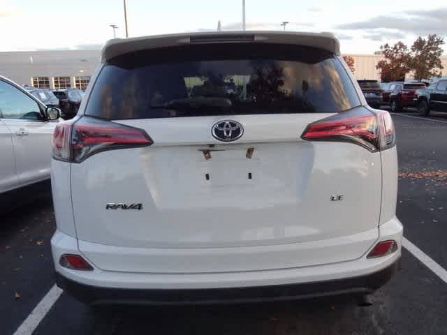 Thumbnail: 2017 Toyota RAV4 - 7