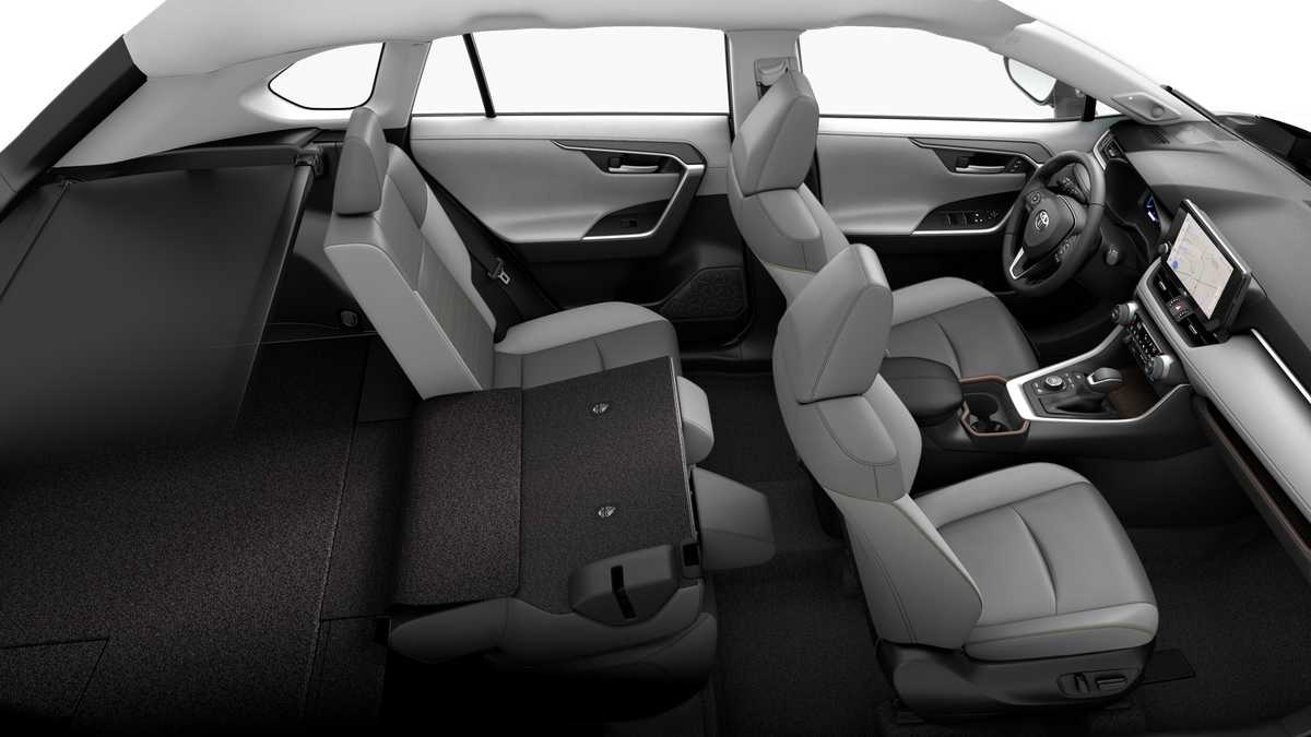 Thumbnail: 2025 Toyota RAV4 - 21