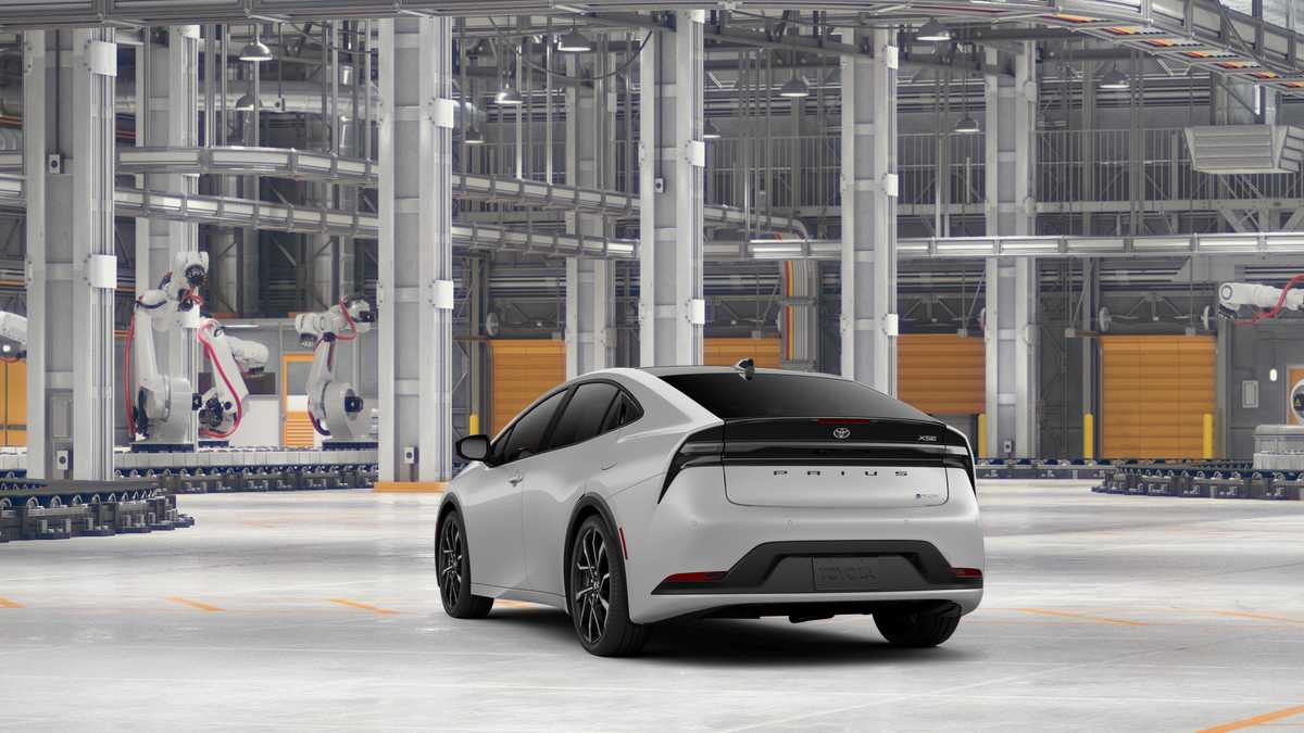 Thumbnail: 2026 Toyota Prius - 7