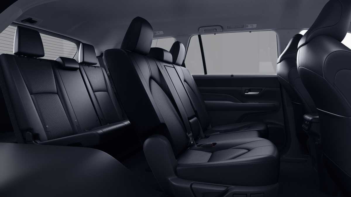 Thumbnail: 2026 Toyota Grand Highlander - 21