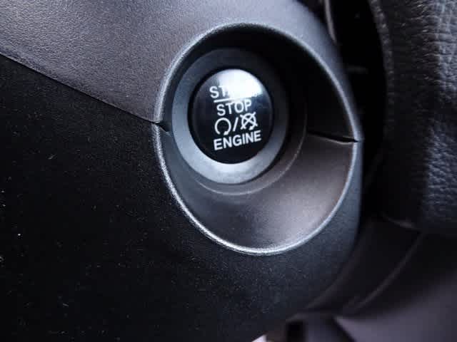 Thumbnail: 2017 Jeep Compass - 16