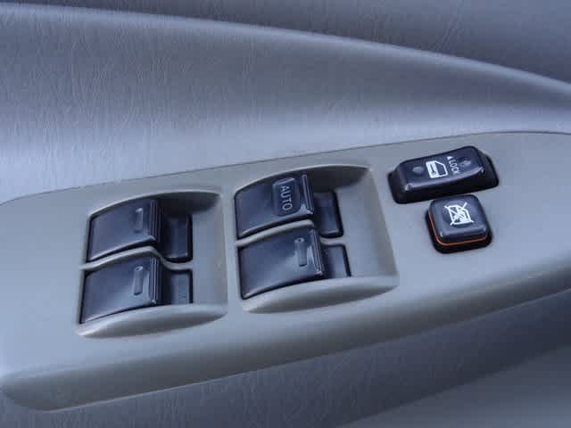 Thumbnail: 2010 Toyota Tacoma - 16
