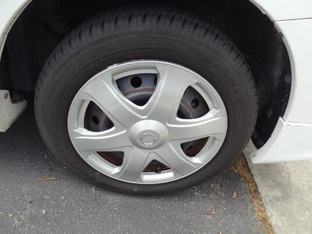 Thumbnail: 2010 Toyota Matrix - 14